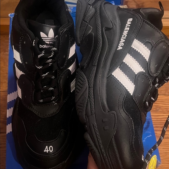 Balenciaga X Adidas Sneakers - Picture 6 of 6